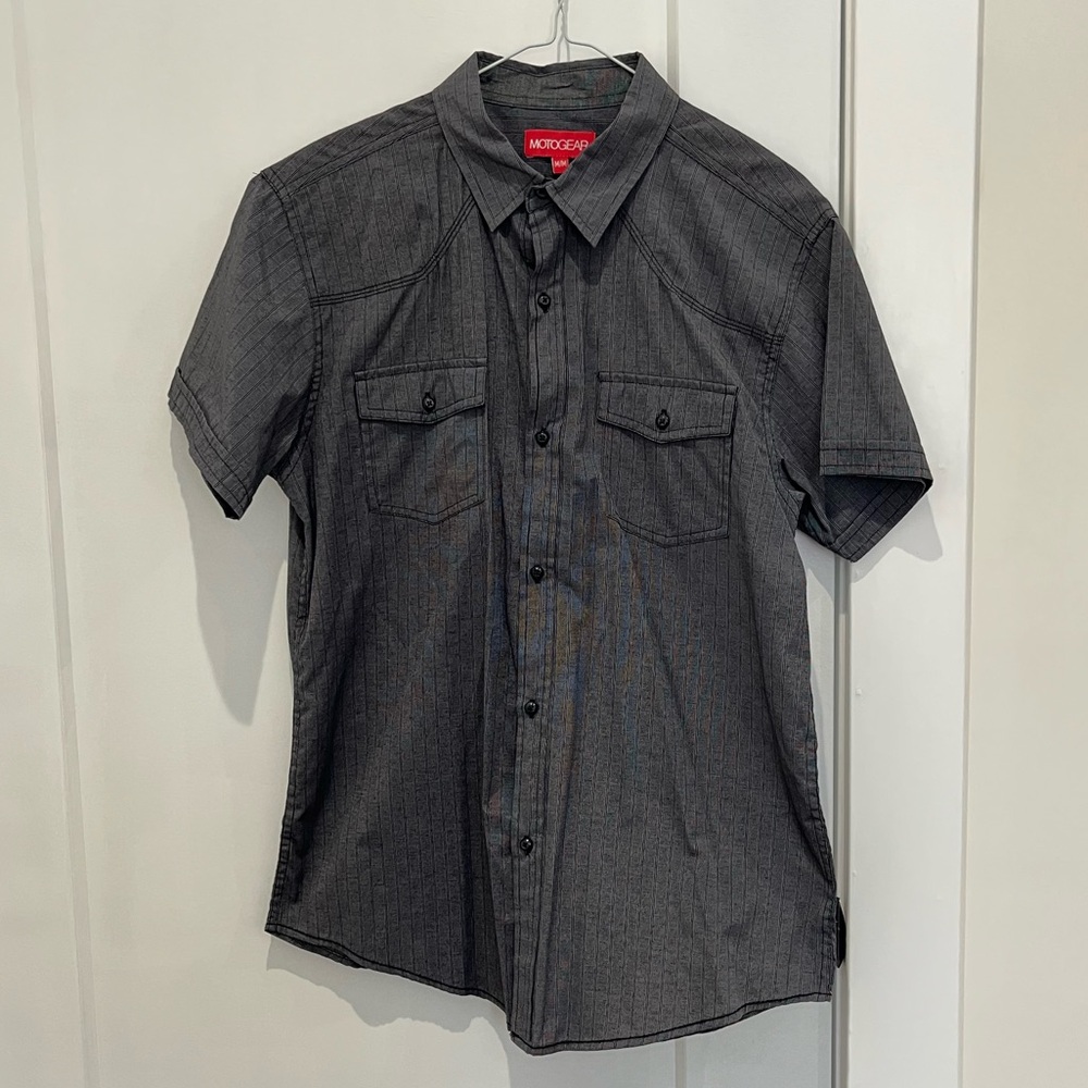 2/$15 👕 MotoGear Striped Grey Short Sleeve Dress Shirt